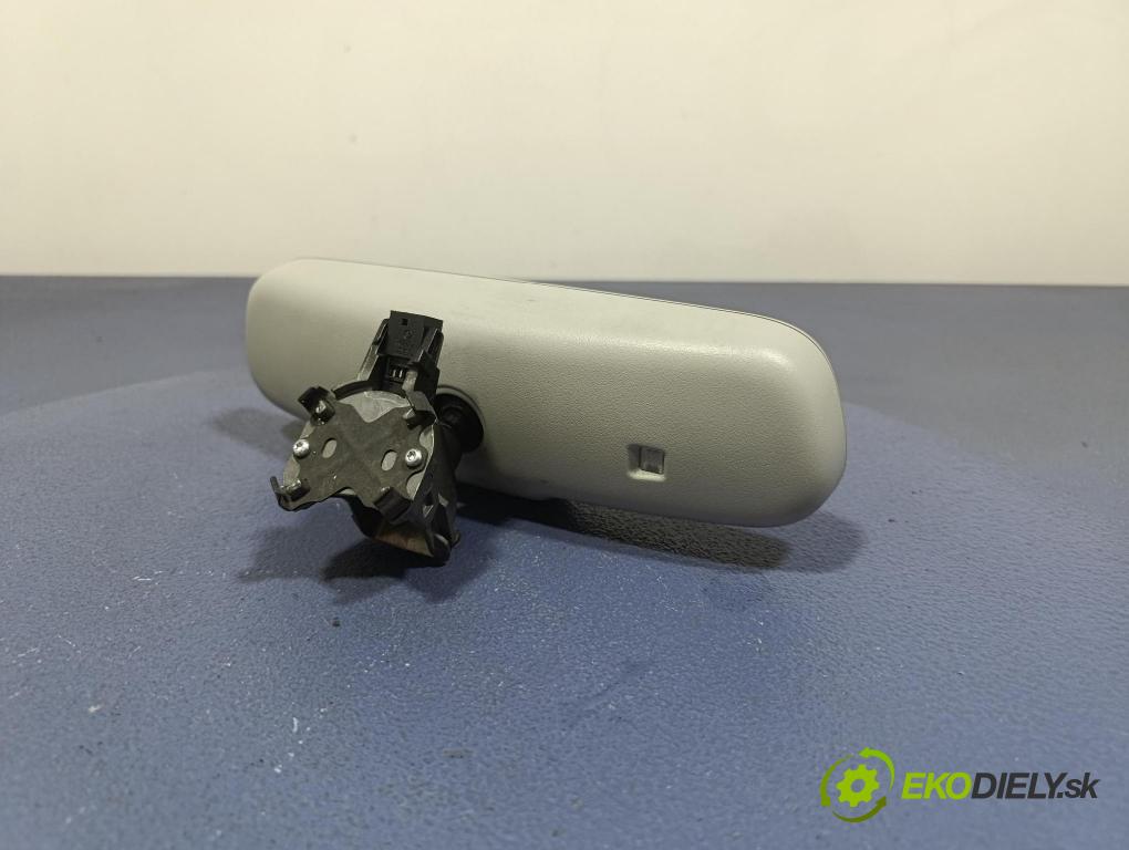 Audi A6 2014 zpětné zrcátko Uvnitř 8T0857511AB