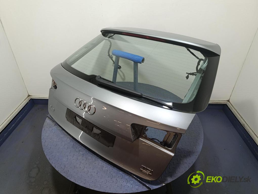 Audi A6 2014 zadní dveře kufra: kufr