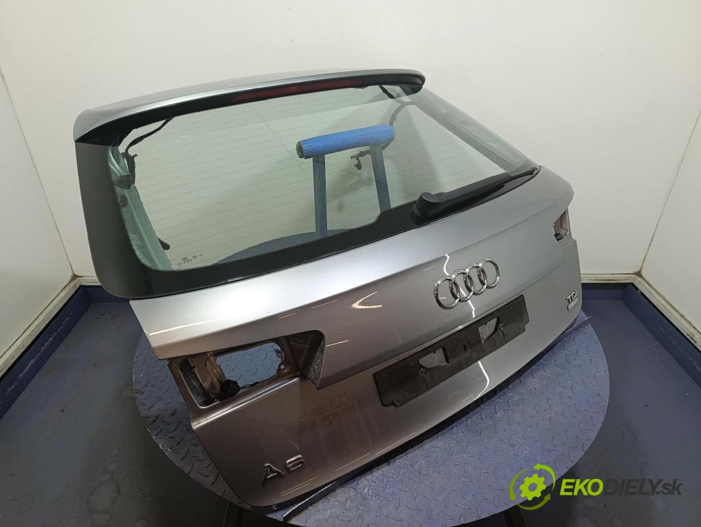 Audi A6 2014 zadní dveře kufra: kufr