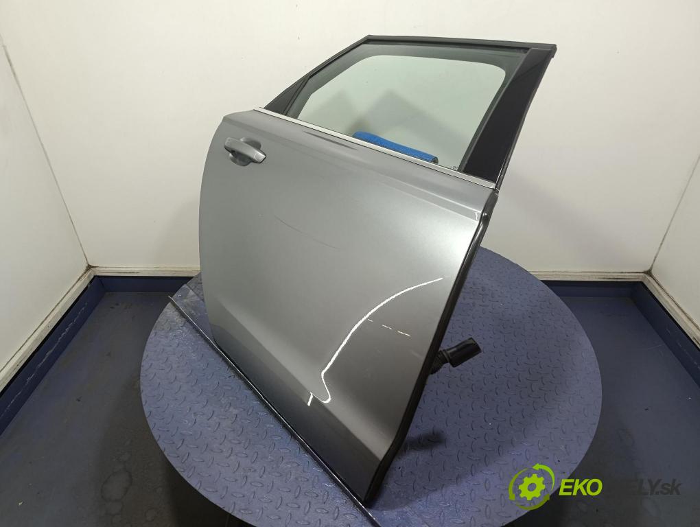 Audi A6 2014 dveře Zad: prave