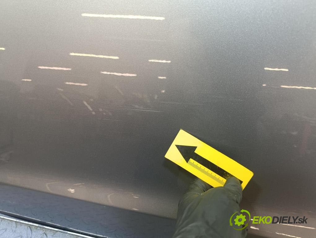 Audi A6 2014 dveře Zad: prave