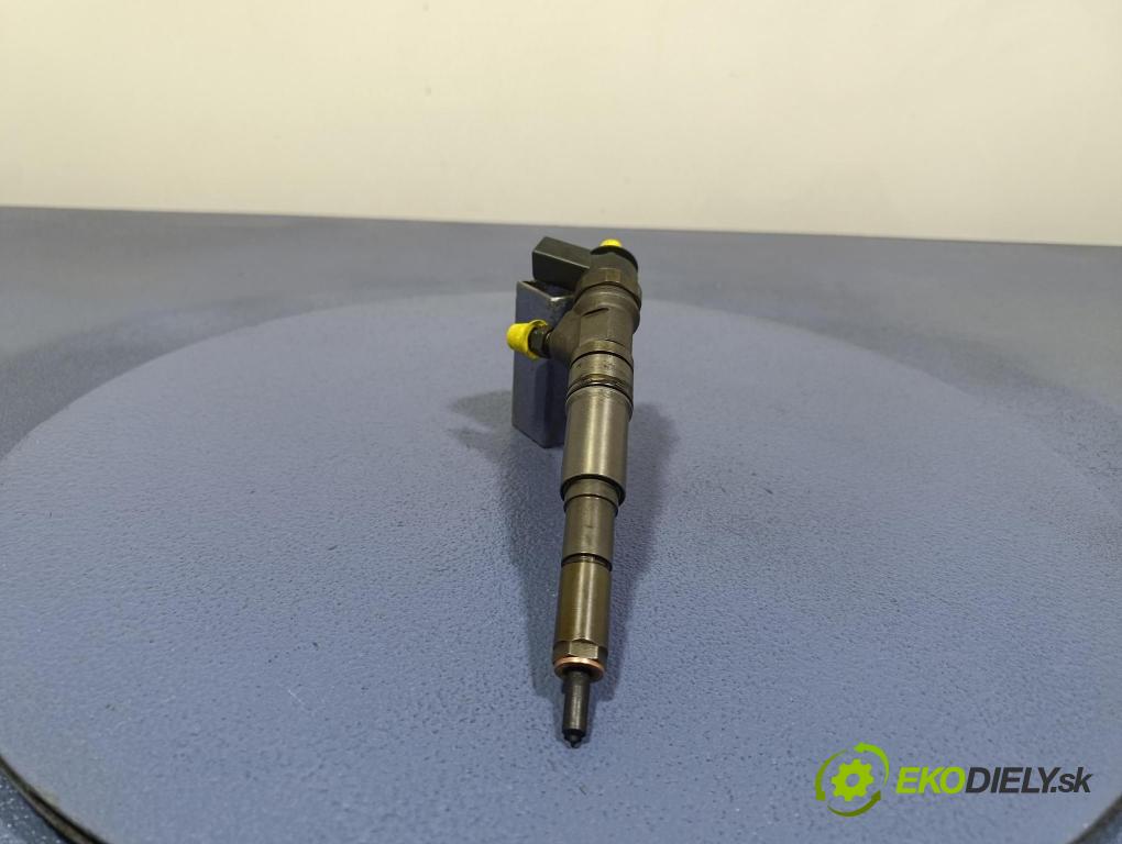 Bmw Seria 5 2000 vstřikovač 7793836