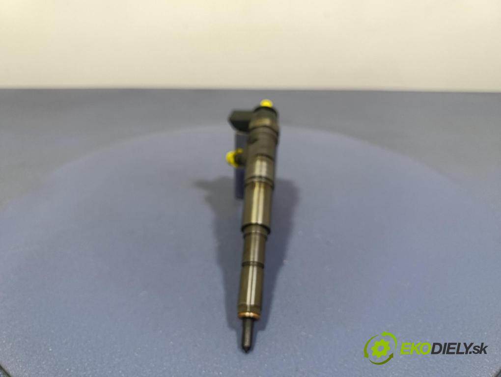 Bmw Seria 5 2000 vstřikovač 7793836