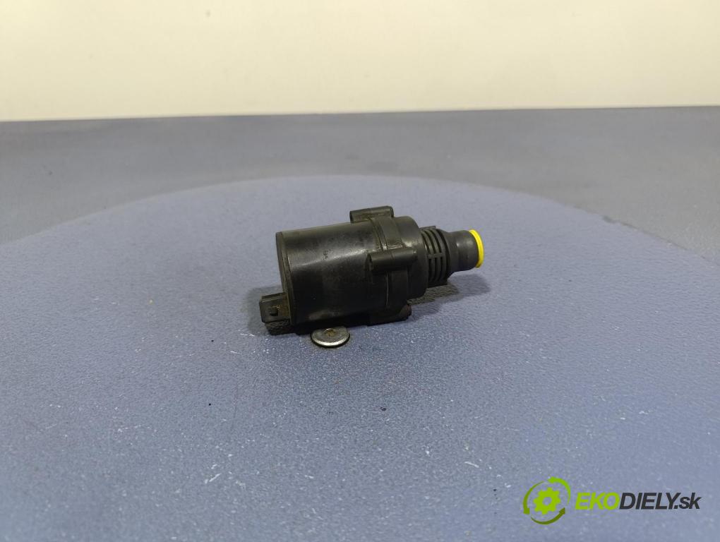 Bmw Seria 5 2000 čerpadlo Voda 6917700