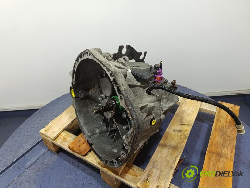 Opel Vivaro 2012 převodovka Ozubené kola: Manualna PF6024