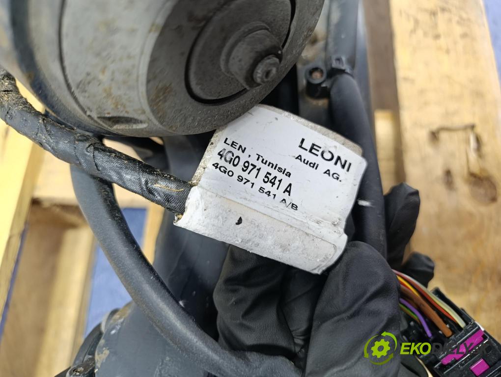 Audi A6 2014 oko Do Přívěsy 4G0800491Q