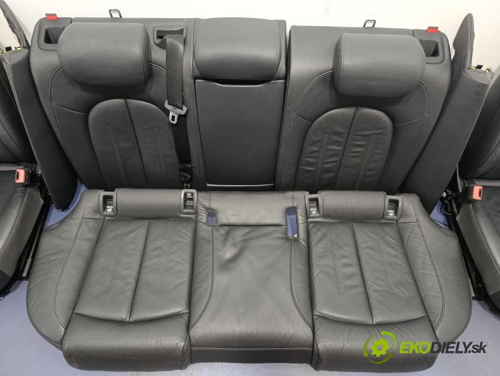 Audi A6 2014 sedačke: Soubor.