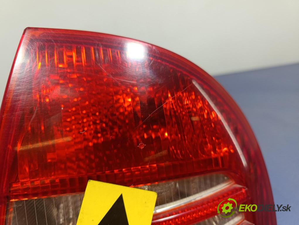 Skoda Superb 2003 světlo Zad: Práva: Mimo: 3U5945096