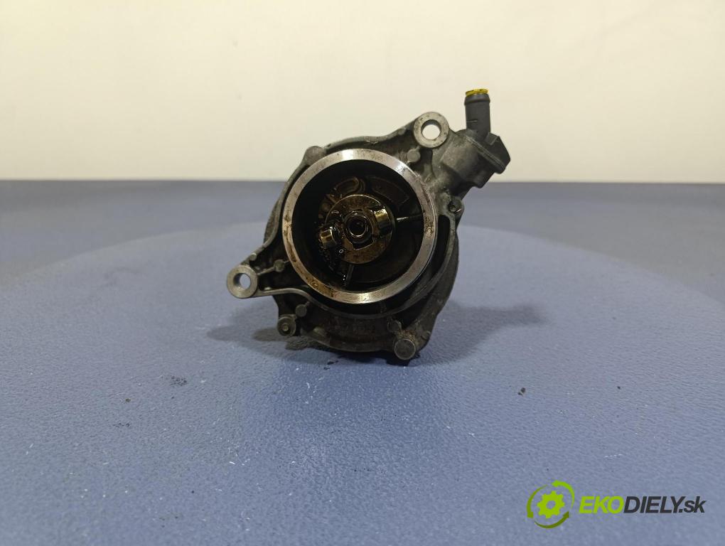 Bmw Seria 5 2000 čerpadlo vakuová 7795142
