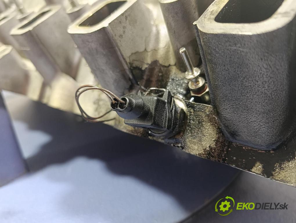 Bmw Seria 5 2000 hlava Motor: 7788564