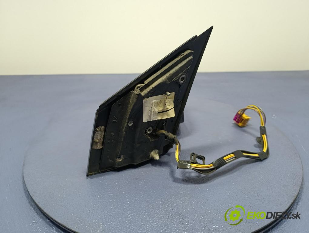Vw Polo 2008 zpětné zrcátko prave