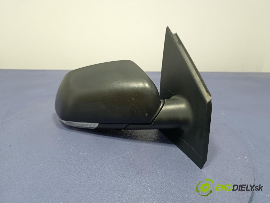 Vw Polo 2008 zpětné zrcátko prave