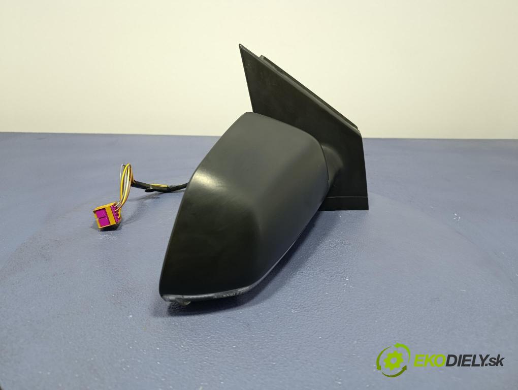 Vw Polo 2008 zpětné zrcátko prave