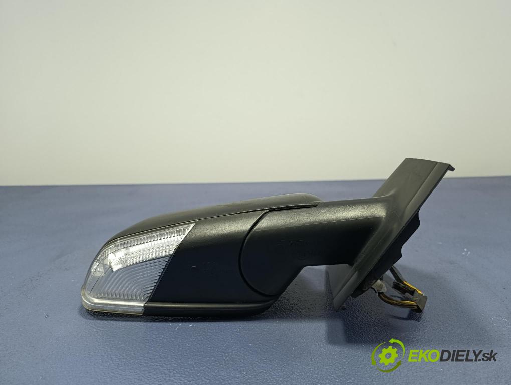 Vw Polo 2008 zpětné zrcátko prave