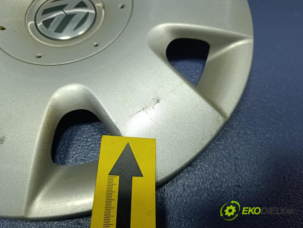 Vw Polo 2008 puklica kola: 6Q0601147P