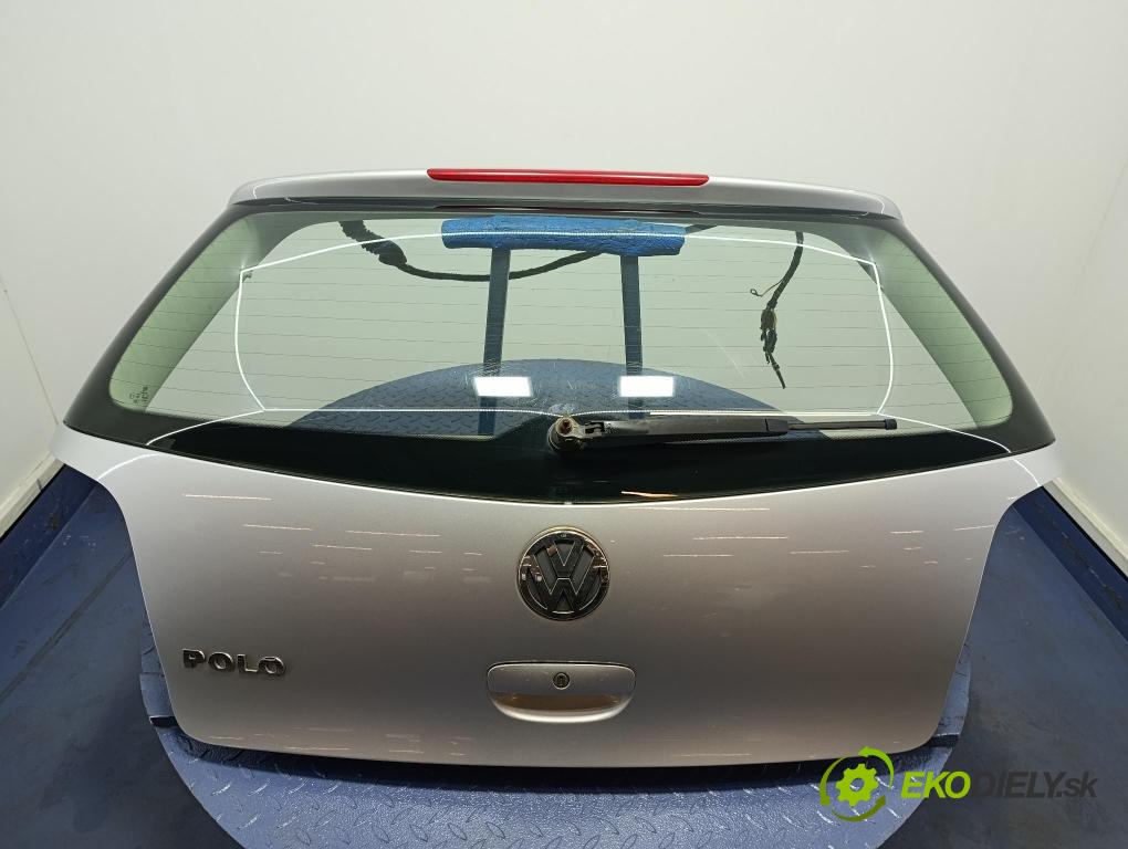Vw Polo 2008 zadní dveře kufra: kufr