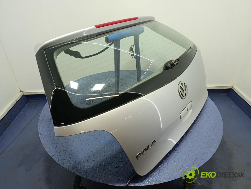 Vw Polo 2008 zadní dveře kufra: kufr