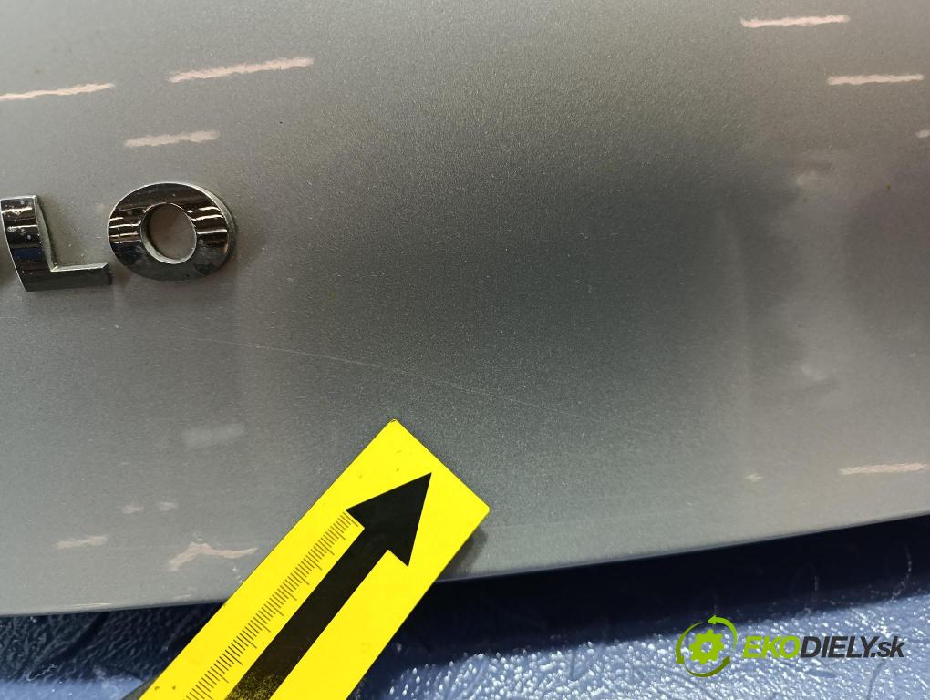 Vw Polo 2008 zadní dveře kufra: kufr