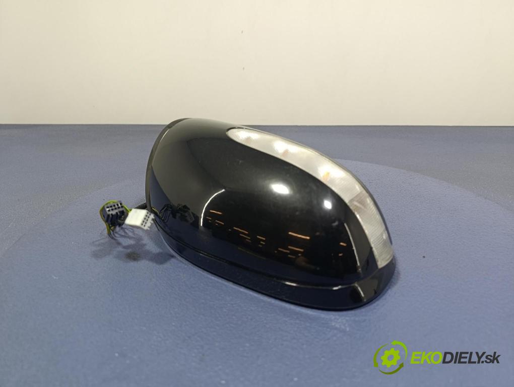 Mercedes C-klasa 2002 zrkadlo pravé 413133420