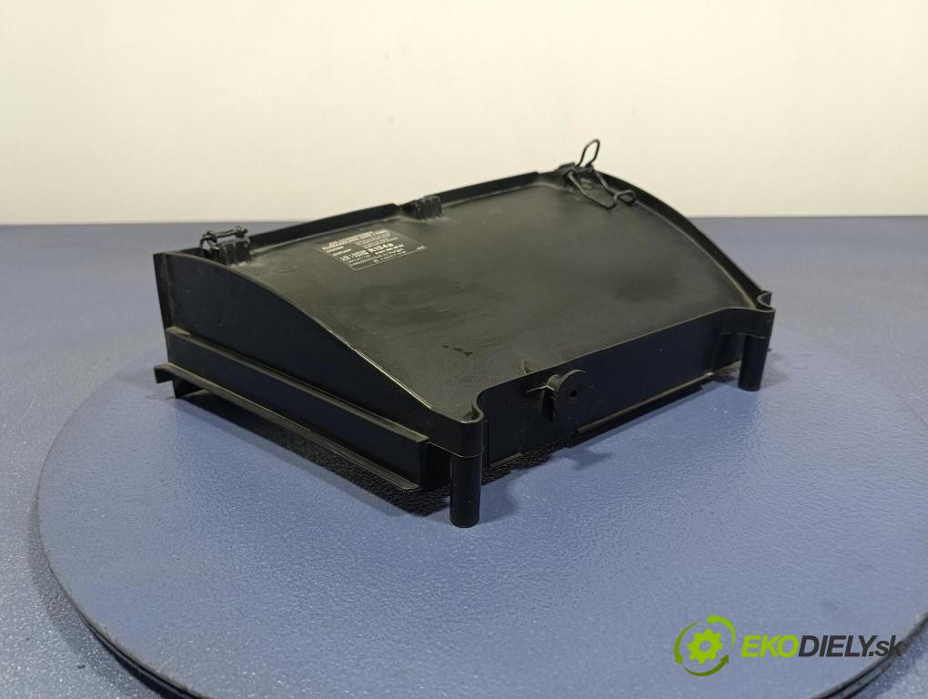 Mercedes C-klasa 2002 obal Filtre: Vzduch: 2038350740