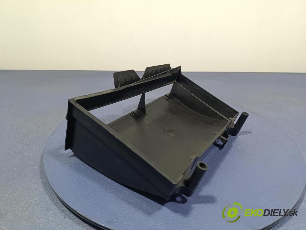 Mercedes C-klasa 2002 obal Filtre: Vzduch: 2038350740