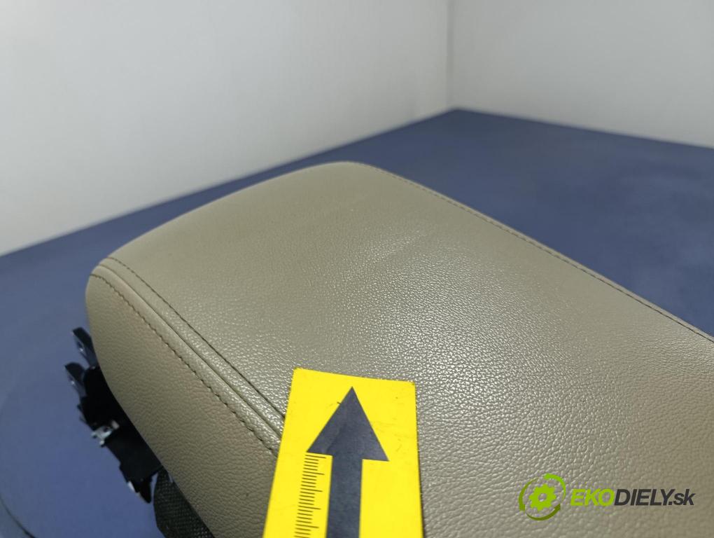 Kia Sorento 2015 operadlo 84631-C5000
