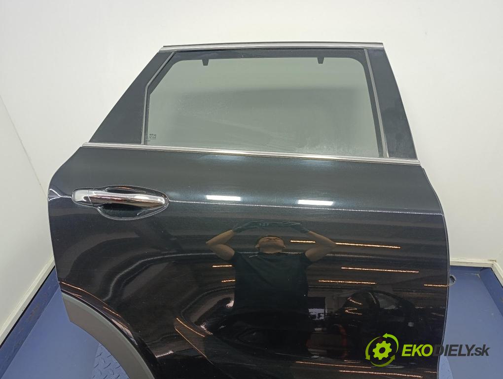Kia Sorento 2015 dvere zad pravé