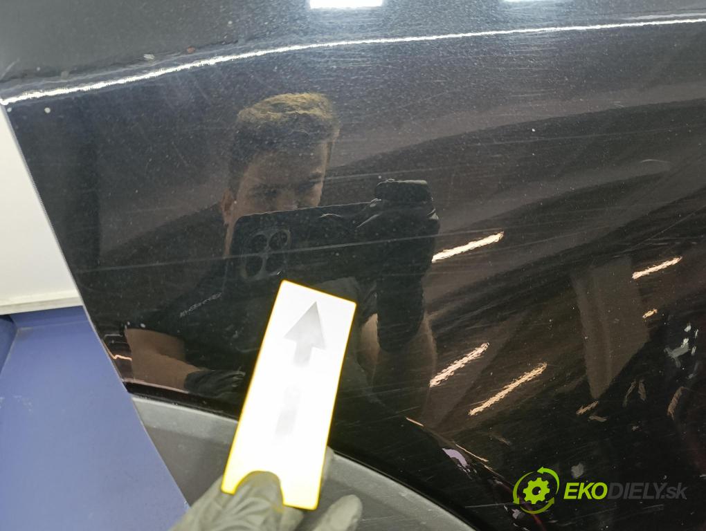 Kia Sorento 2015 dvere zad pravé