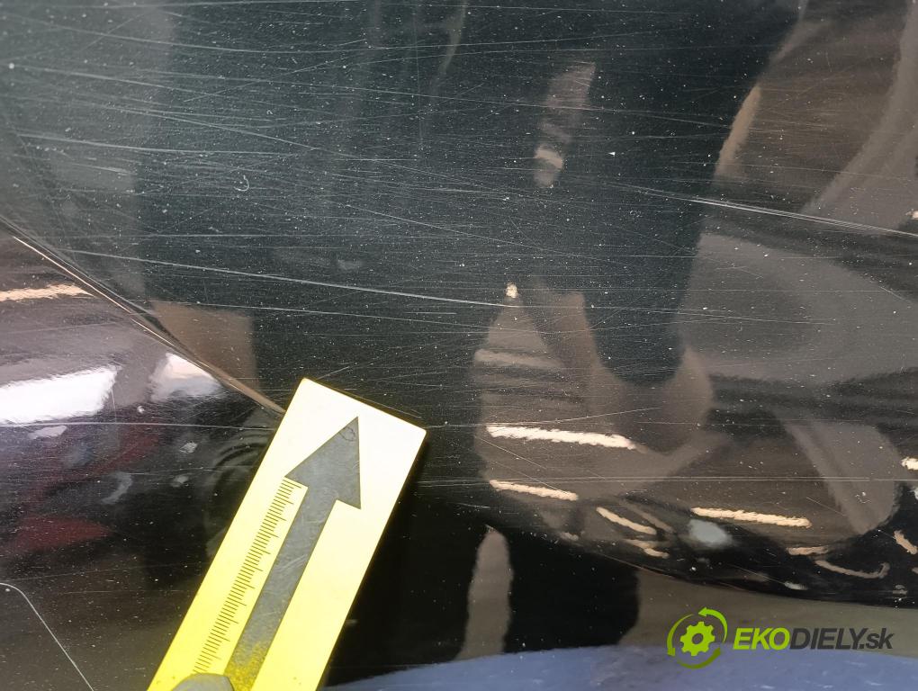 Kia Sorento 2015 dvere zad pravé