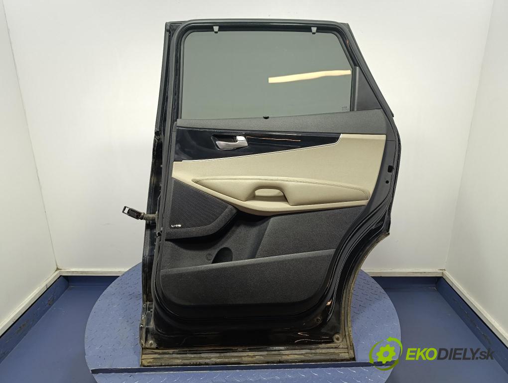 Kia Sorento 2015 dvere zad pravé