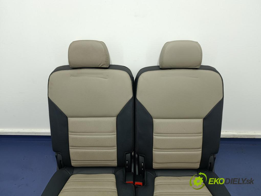 Kia Sorento 2015 Sedačka zadný