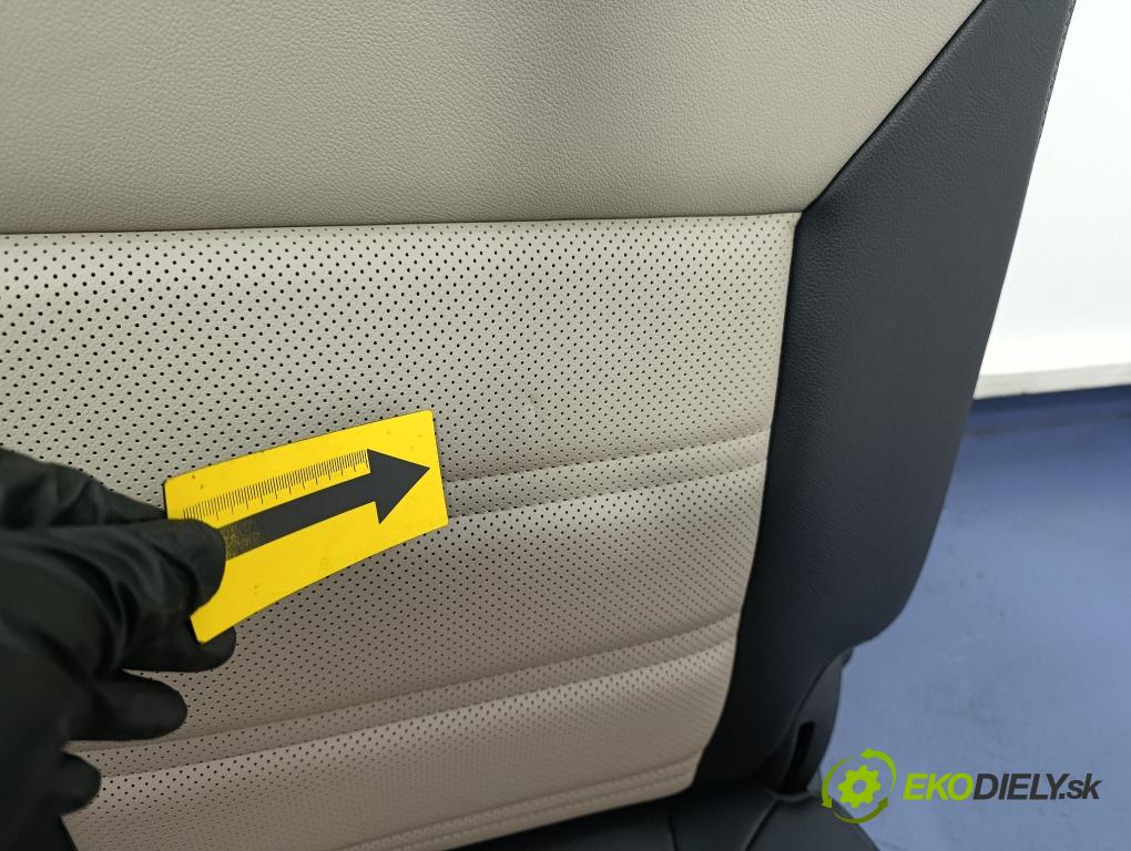 Kia Sorento 2015 Sedačka zadný