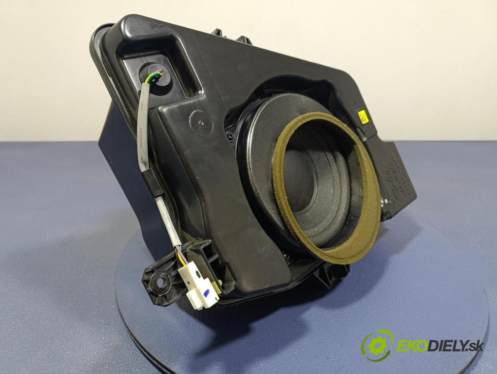 Kia Sorento 2015 Reproduktor / Subwoofer: 96380-C6000