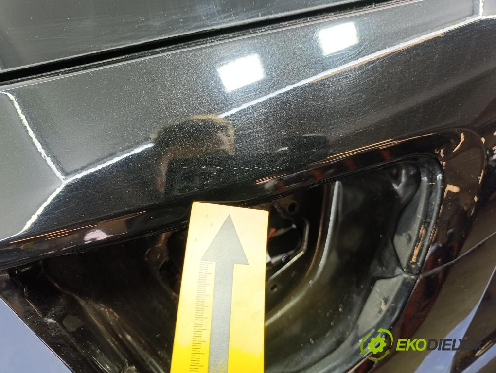 Kia Sorento 2015 zadna dveře kufra: kufra: