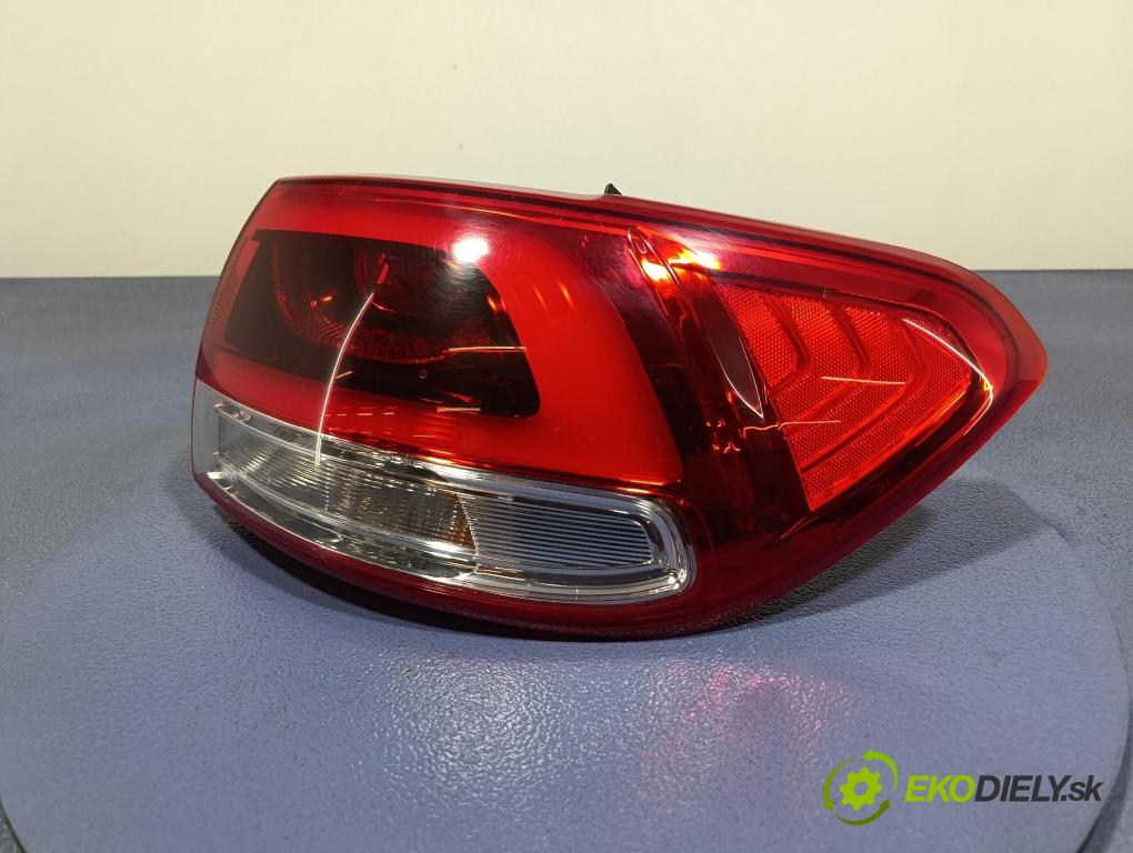 Kia Sorento 2015 svetlo / reflektor zad Prava: Vonkajsia: 92402-C51