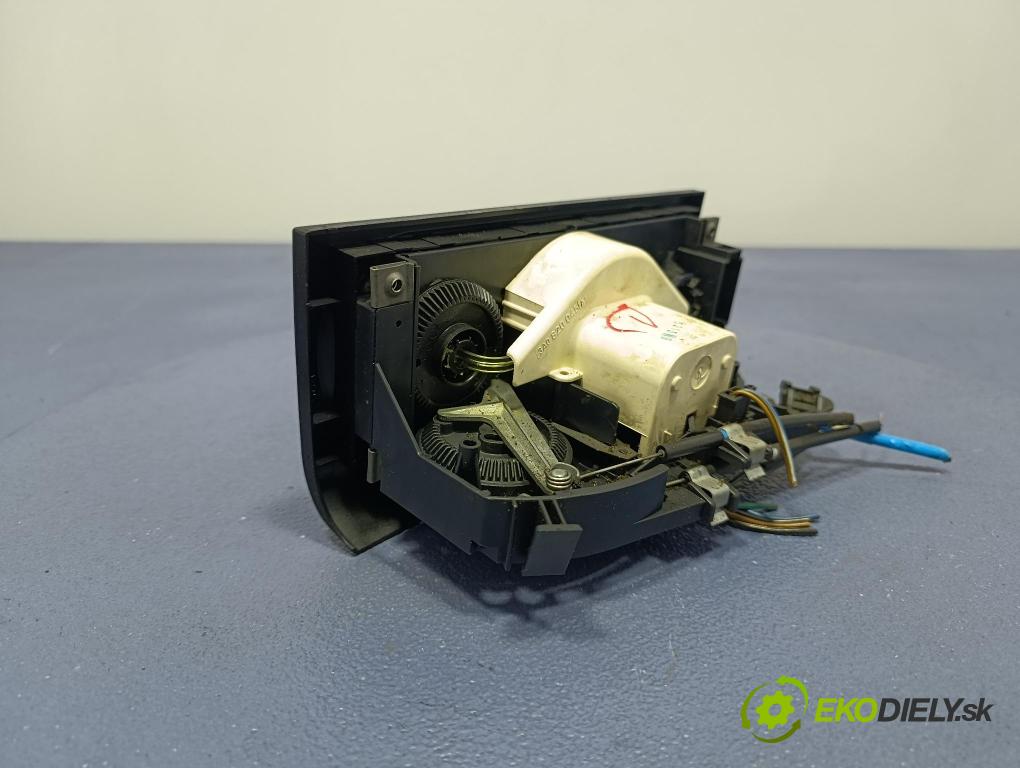 Vw Passat 1996 prepínač Klimatizácia: Prúd vzduchu: 3A0819045C