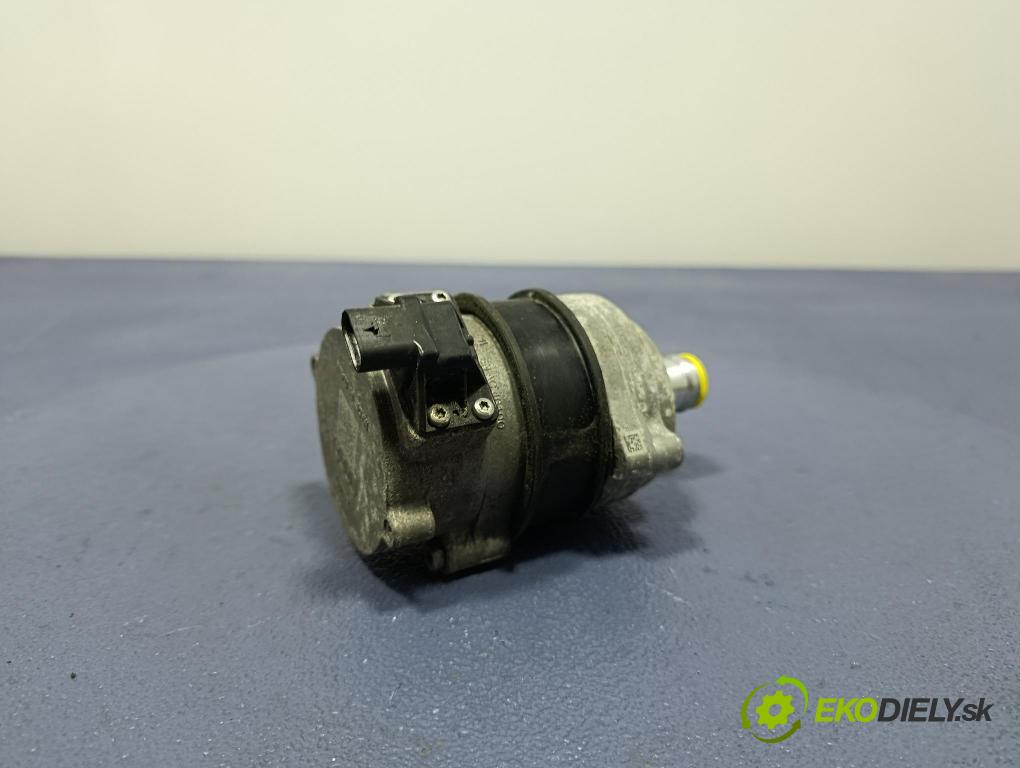 Audi A6 2014 čerpadlo Voda: 4H0965567