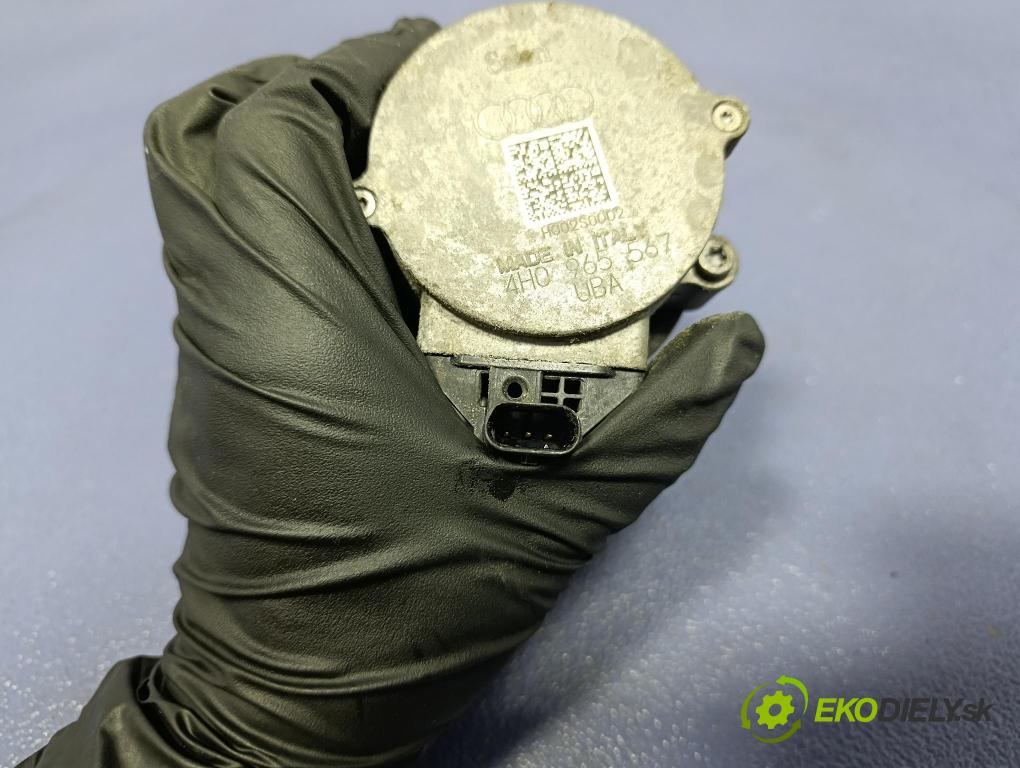 Audi A6 2014 čerpadlo Voda: 4H0965567