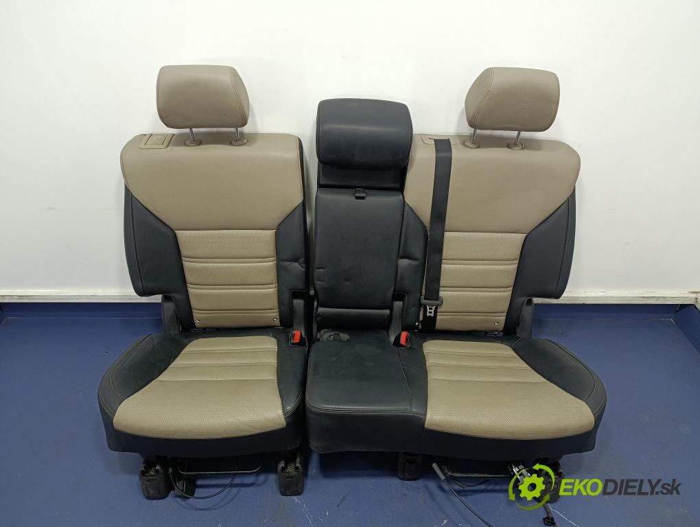 Kia Sorento 2015 Sedačka zadný