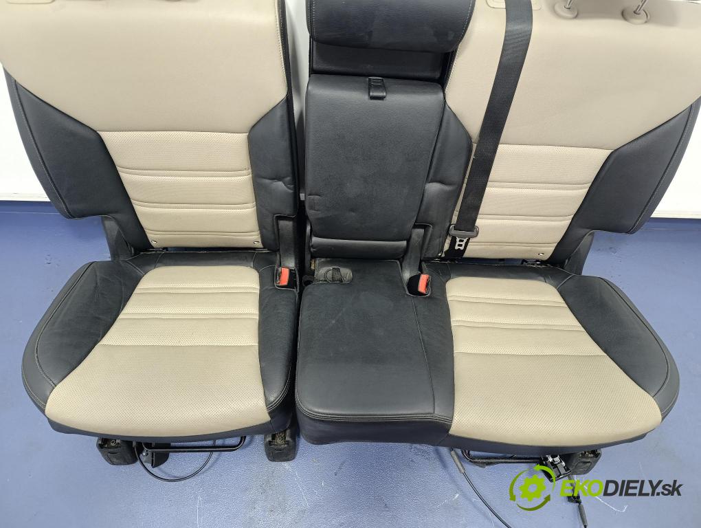 Kia Sorento 2015 Sedačka zadný