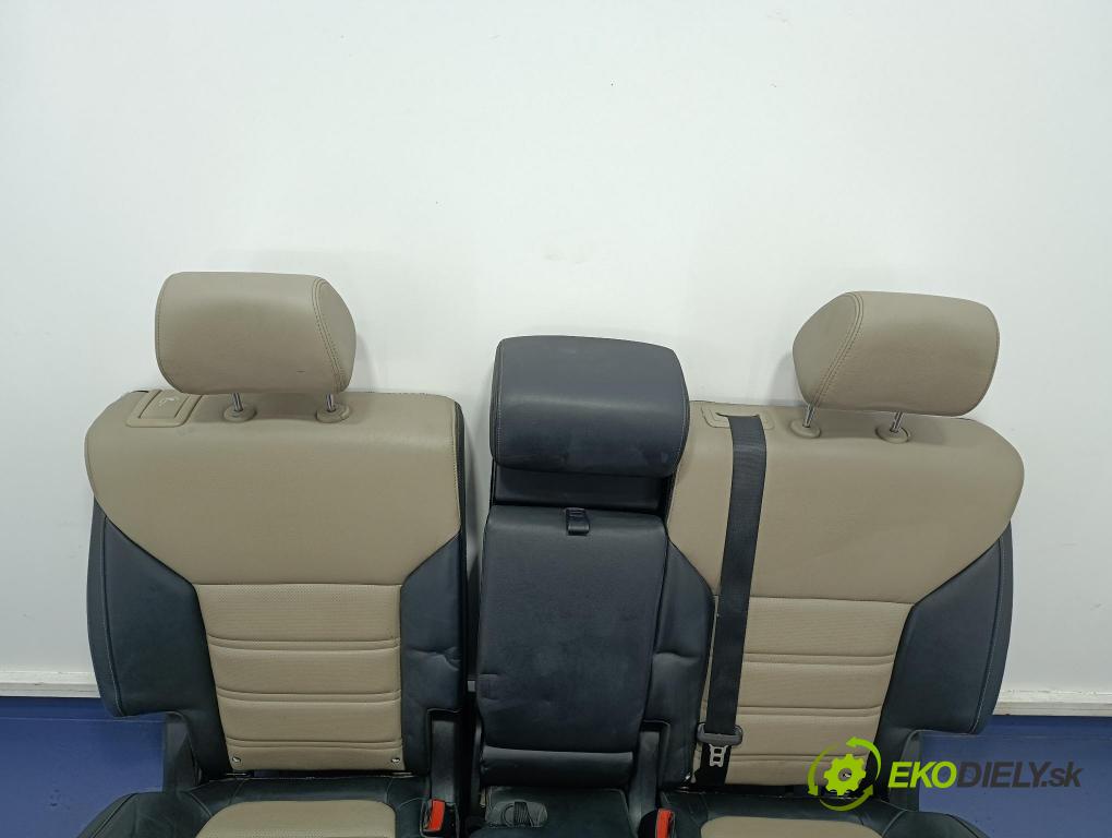 Kia Sorento 2015 Sedačka zadný