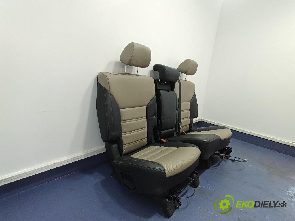 Kia Sorento 2015 Sedačka zadný