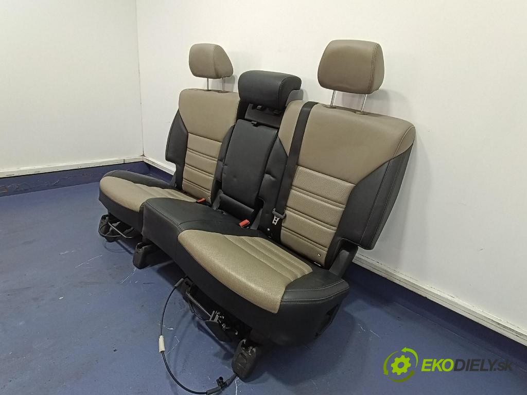 Kia Sorento 2015 Sedačka zadný