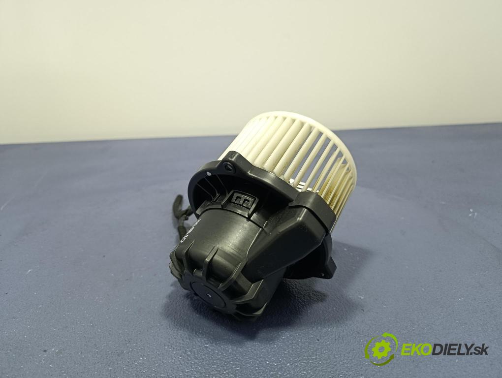 Kia Sorento 2015 ventilátor Vzduch: 97945-C5000
