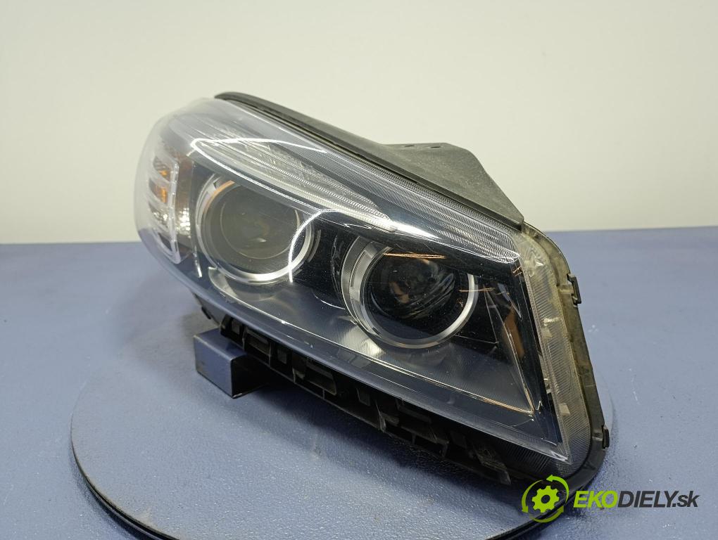Kia Sorento 2015 Reflektor: v pravo: 92102-C5200