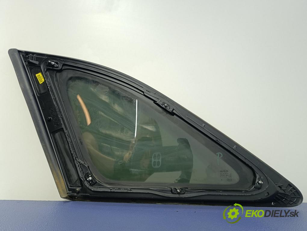 Kia Sorento 2015 sklo Karoséria: zad 87820-C5000