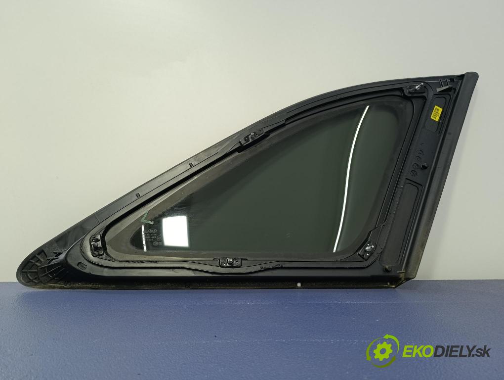 Kia Sorento 2015 sklo Karoséria: zad 87810-C5000