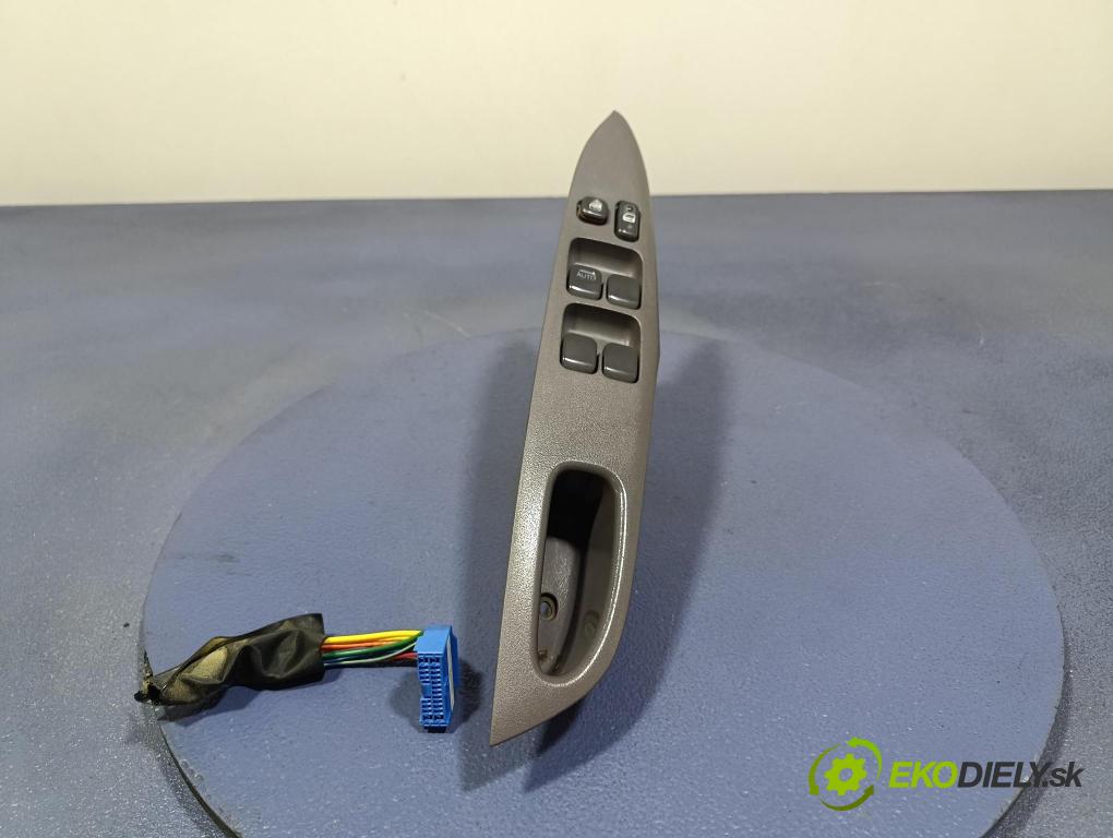 Toyota Prius 2004 prepínač Okná: 84040-47020