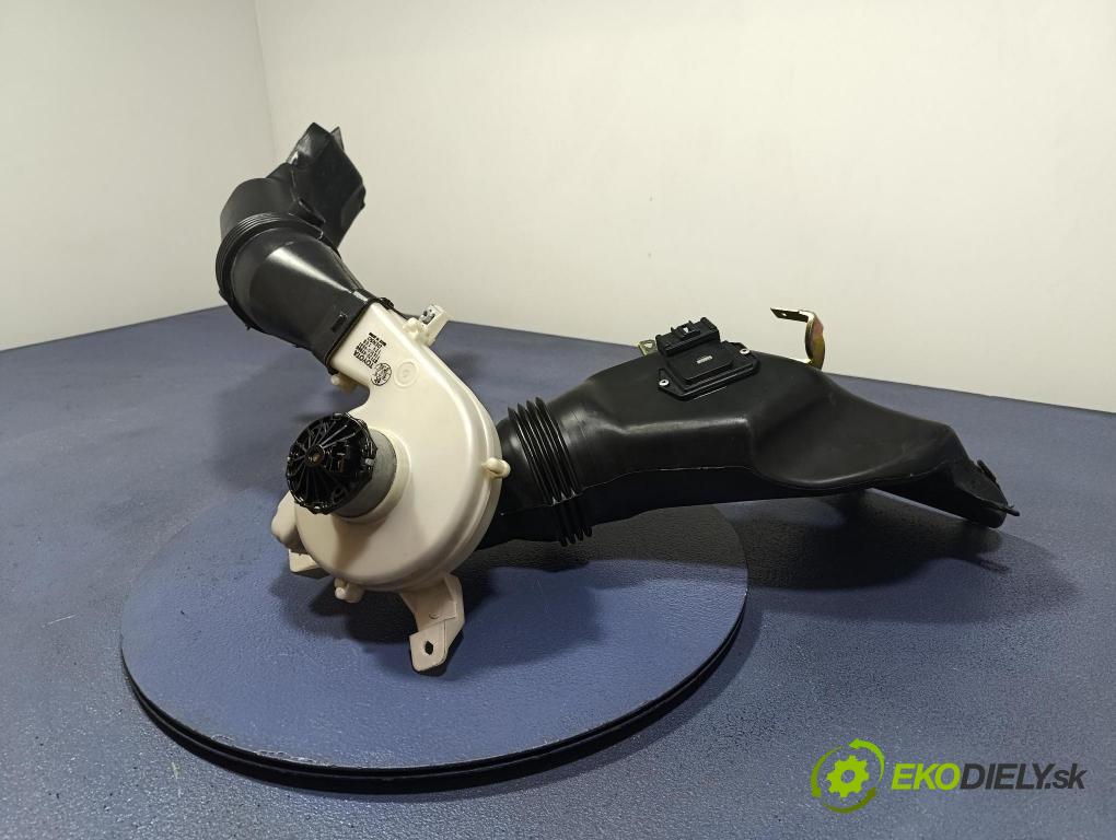 Toyota Prius 2004 ventilátor Vzduch: 87130-47060