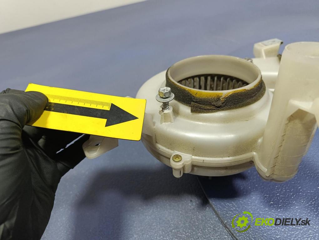 Toyota Prius 2004 ventilátor Vzduch: 87130-47060